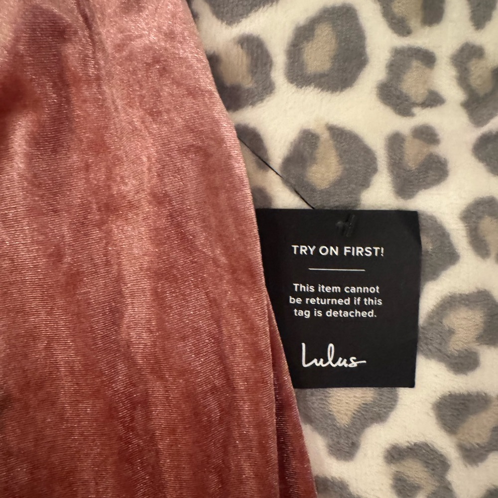 Velvet Wide-Leg Jumpsuit in Dusty Rose - Picture 5 of 6